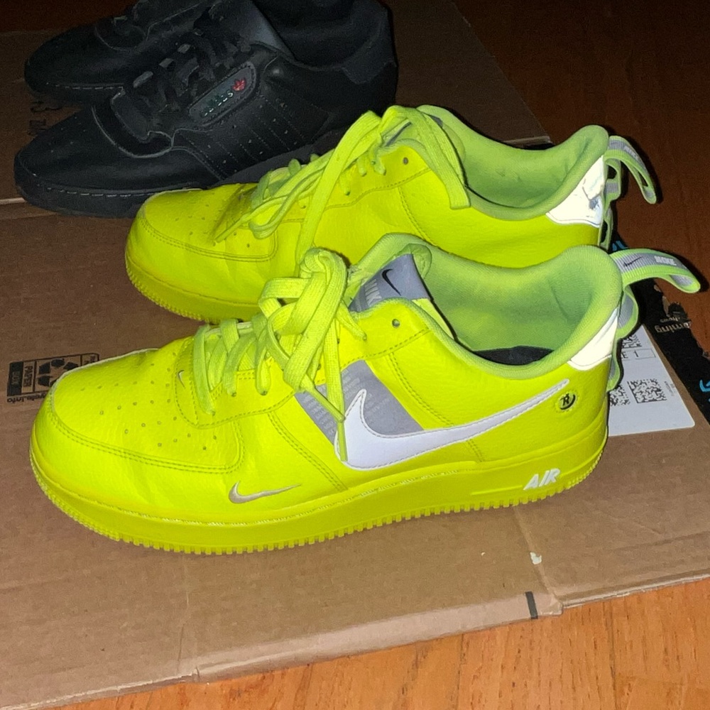 Air Force 1 - Utility - Volt/Neon Green